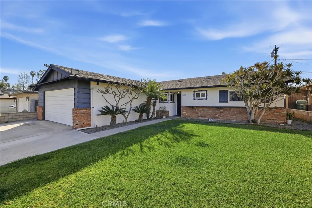 8282 Noble Circle, Huntington Beach, California 92647 home-pic-32