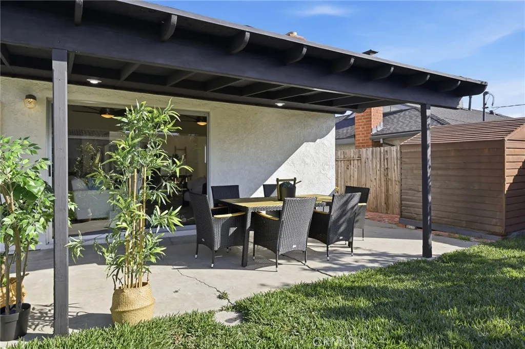 8282 Noble Circle, Huntington Beach, California 92647 home-pic-28