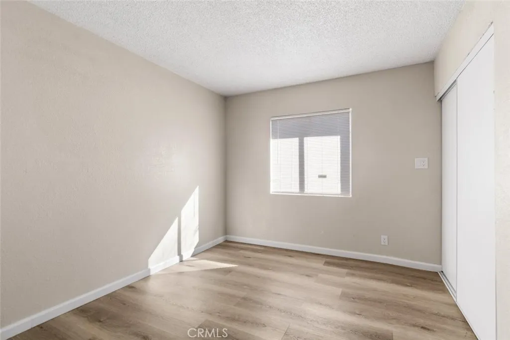 44053 Canyon Way, Lancaster, California 93535 home-pic-15