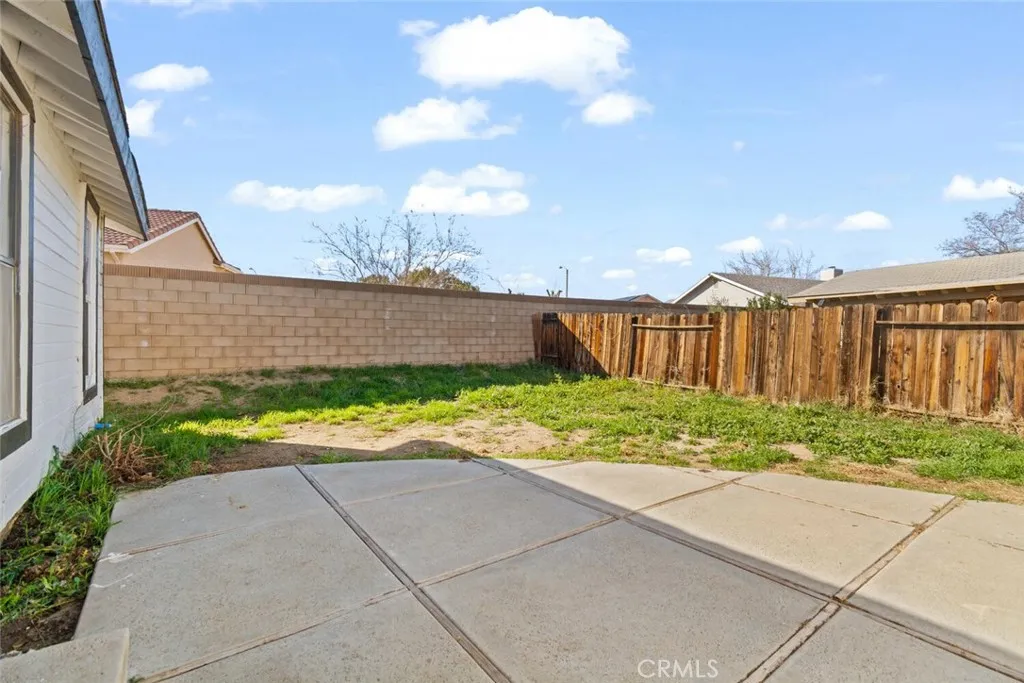 44053 Canyon Way, Lancaster, California 93535 home-pic-19