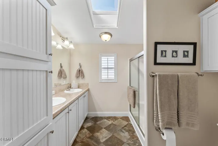 Primary bath