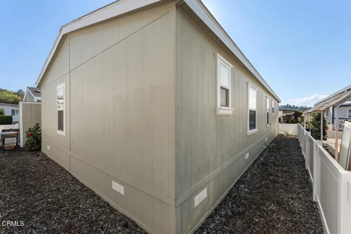 Fenced yard 2