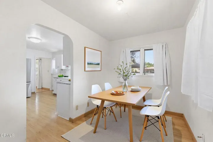 017_916_e_santa_paula_st_-_0016_365