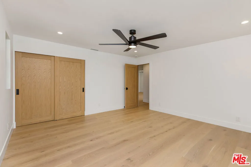 1902 Roscomare Road, Los Angeles, California 90077 home-pic-33