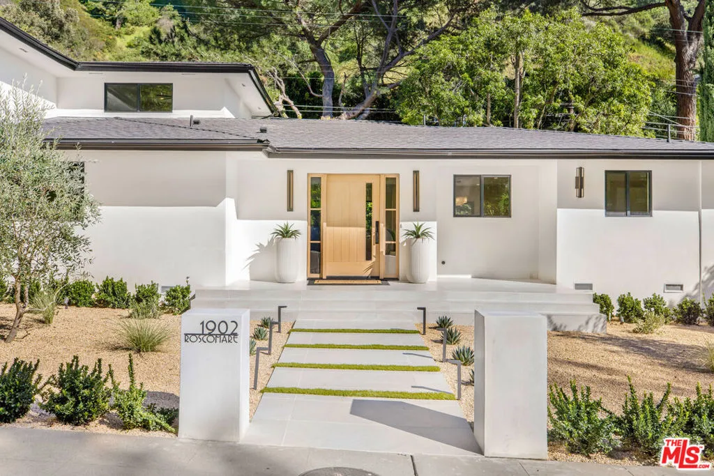 1902 Roscomare Road, Los Angeles, California 90077 home-pic-2