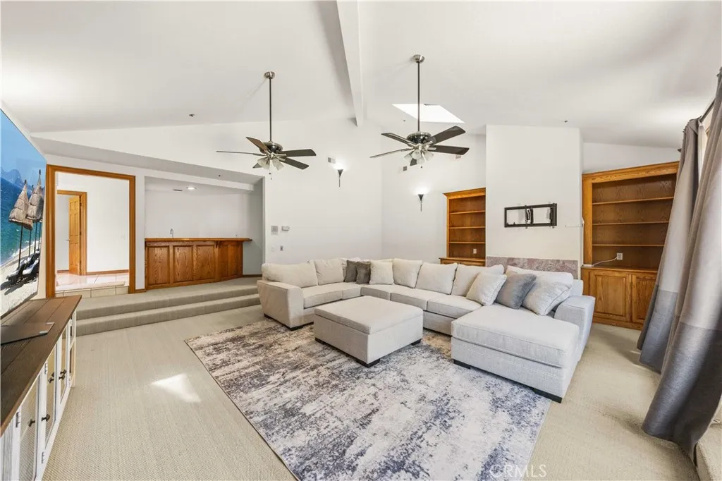 15930 Esquilime, Chino Hills, California 91709 home-pic-19
