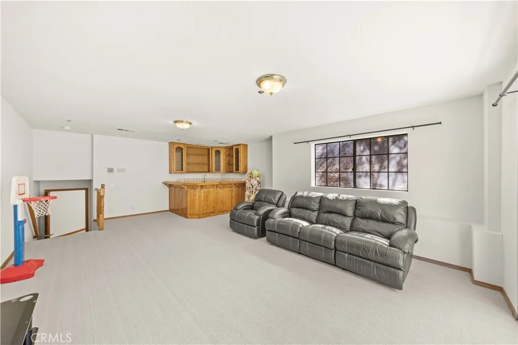 15930 Esquilime, Chino Hills, California 91709 home-pic-44