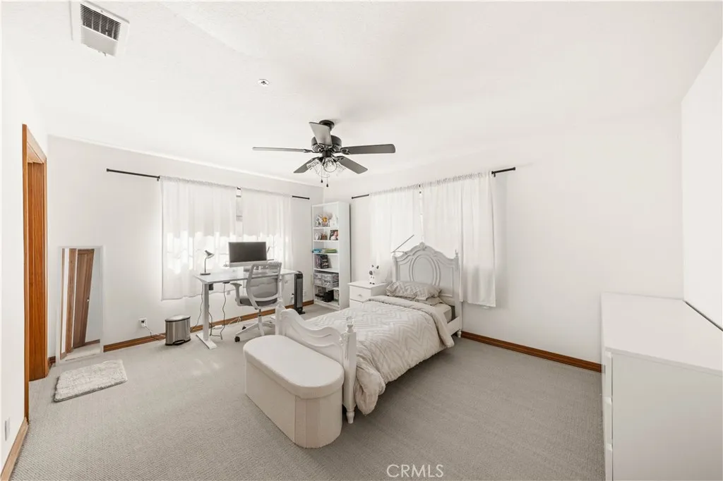 15930 Esquilime, Chino Hills, California 91709 home-pic-36