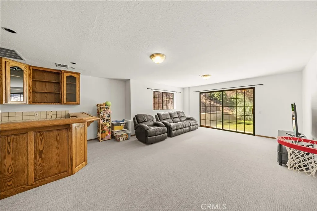 15930 Esquilime, Chino Hills, California 91709 home-pic-43