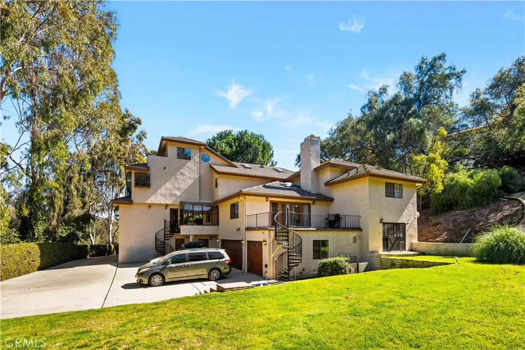 15930 Esquilime, Chino Hills, California 91709 home-pic-54
