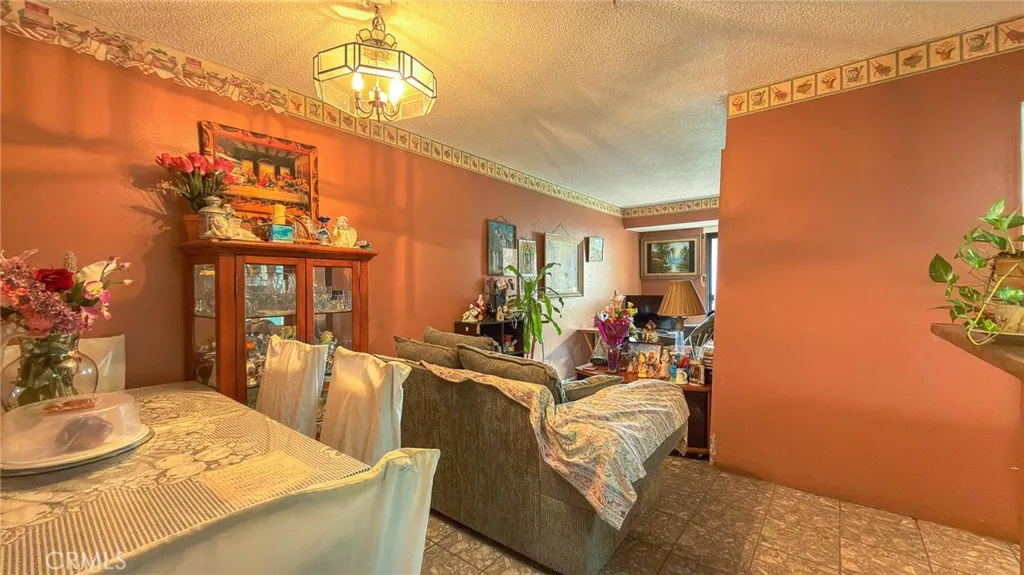700 W 3rd A314, Santa Ana, California 92701 home-pic-4