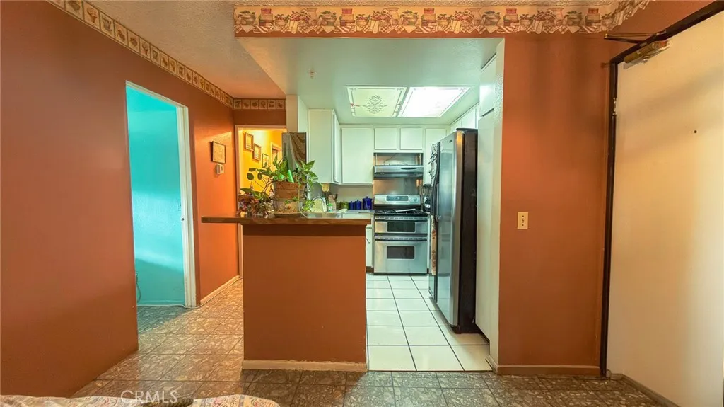 700 W 3rd A314, Santa Ana, California 92701 home-pic-2