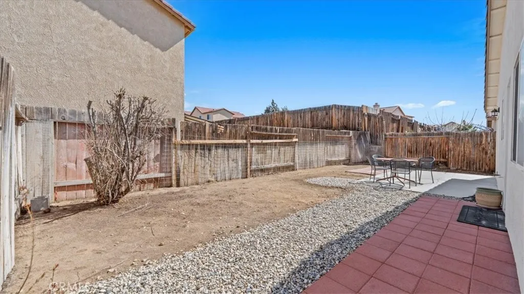 12733 Appian, Victorville, California 92395 home-pic-17