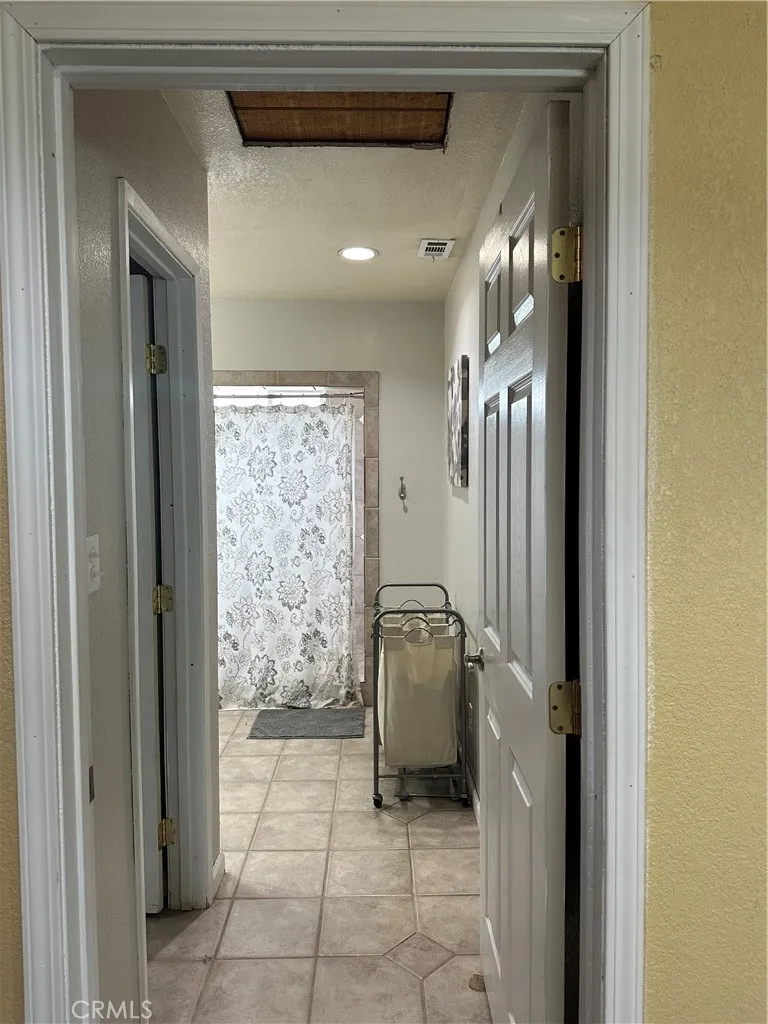 2311 Volya Court, Colton, California 92324 home-pic-22
