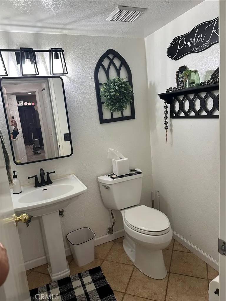2311 Volya Court, Colton, California 92324 home-pic-19