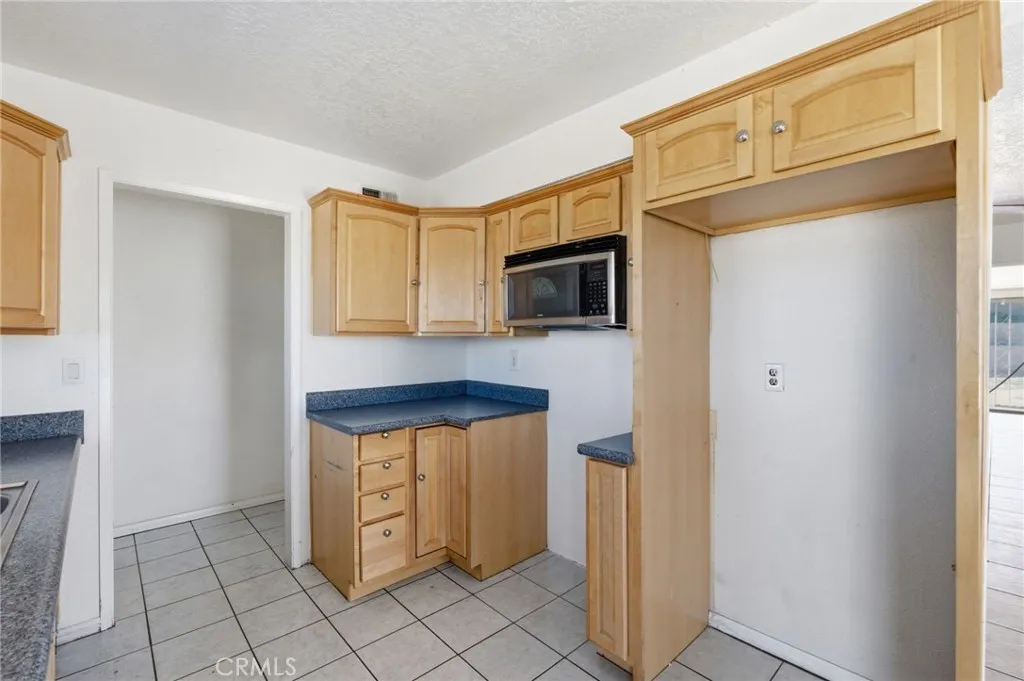 15144 S Culver, Victorville, California 92394 home-pic-13