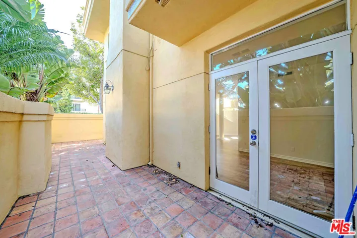 2311 Schader Drive 101, Santa Monica, California 90404