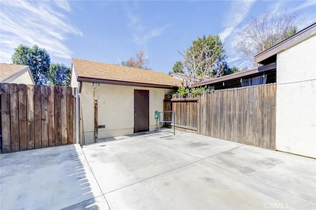 1274 Whisperglen, San Dimas, California 91773 home-pic-23