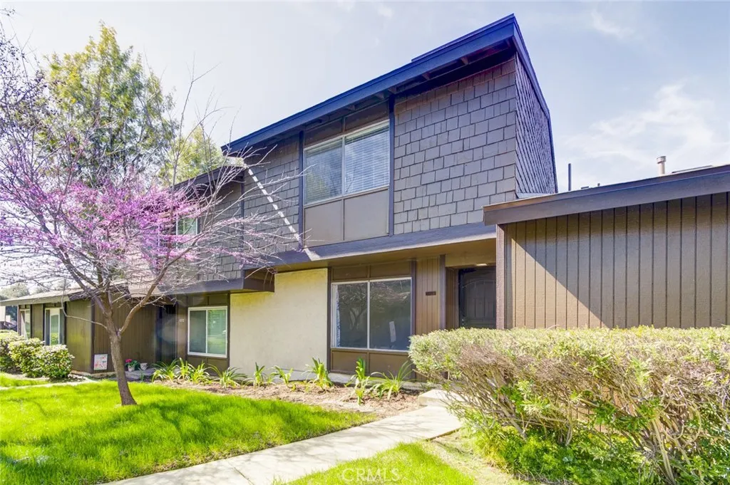1274 Whisperglen, San Dimas, California 91773 home-pic-1