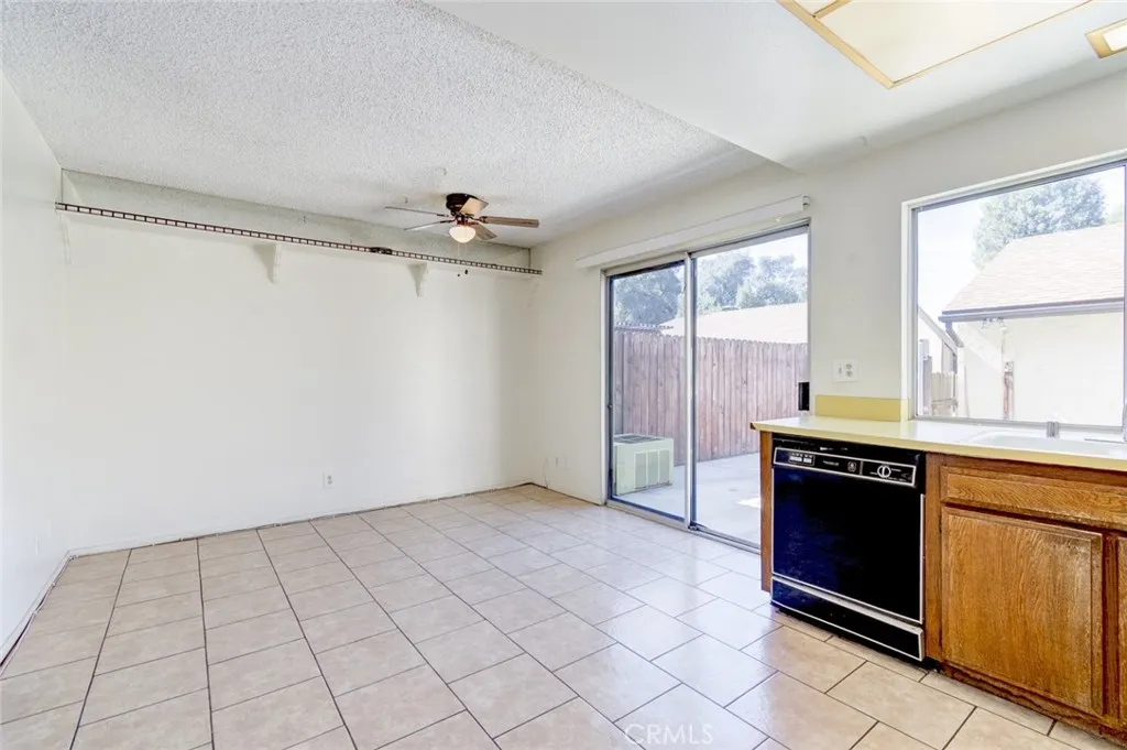 1274 Whisperglen, San Dimas, California 91773 home-pic-8
