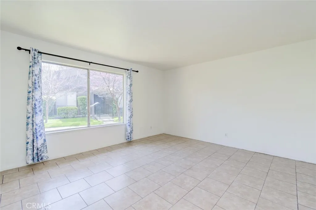 1274 Whisperglen, San Dimas, California 91773 home-pic-10