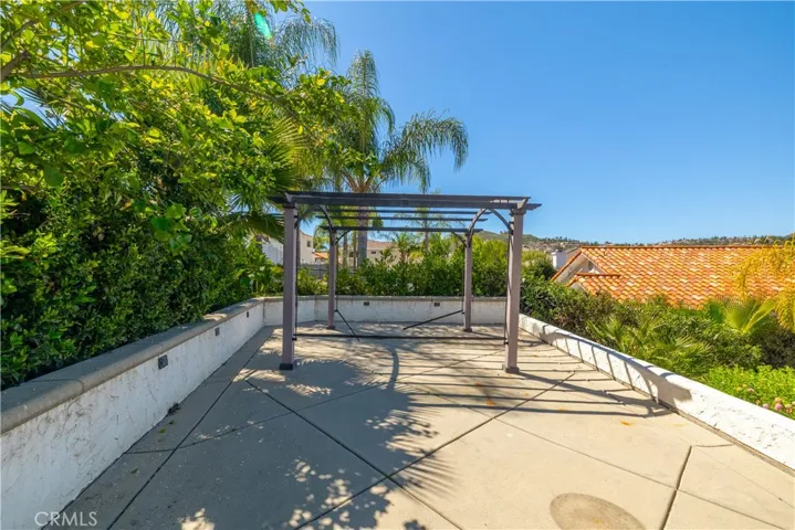 22081 Village Way Drive, Canyon Lake, California 92587