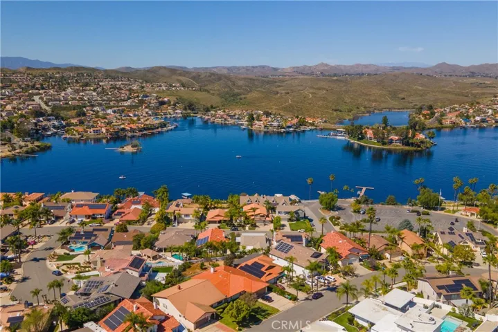 22081 Village Way Drive, Canyon Lake, California 92587