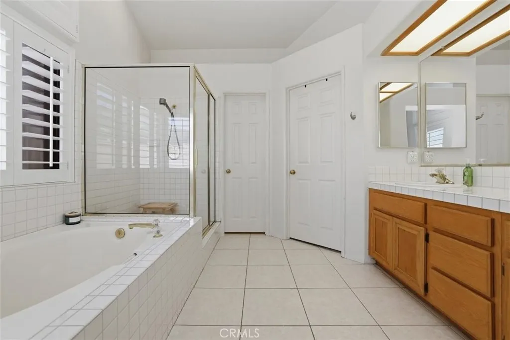 5935 Kings Ranch, Riverside, California 92505 home-pic-24