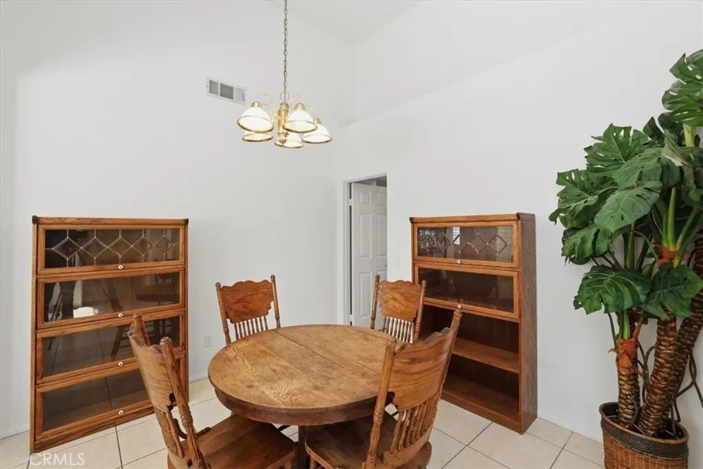 5935 Kings Ranch, Riverside, California 92505 home-pic-8