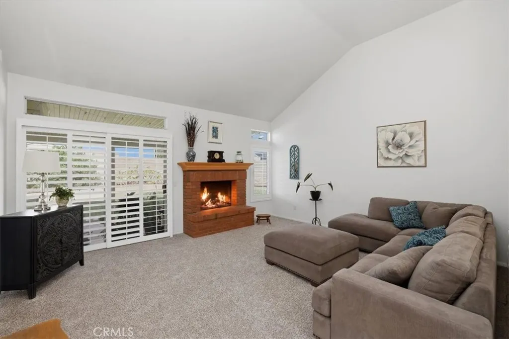 5935 Kings Ranch, Riverside, California 92505 home-pic-10