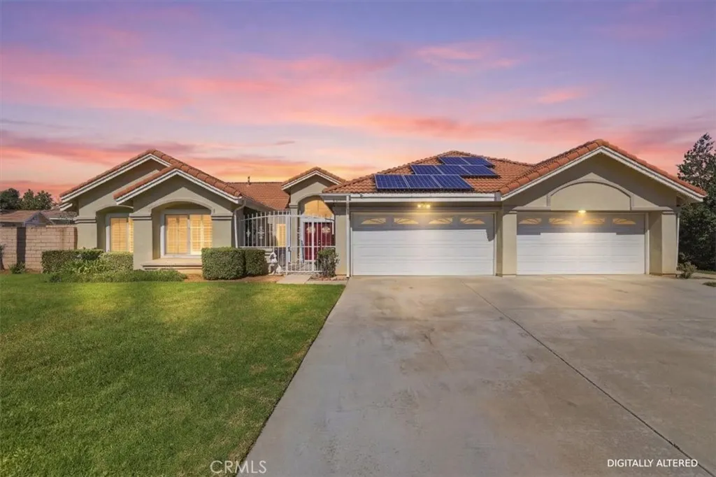 5935 Kings Ranch, Riverside, California 92505 home-pic-0