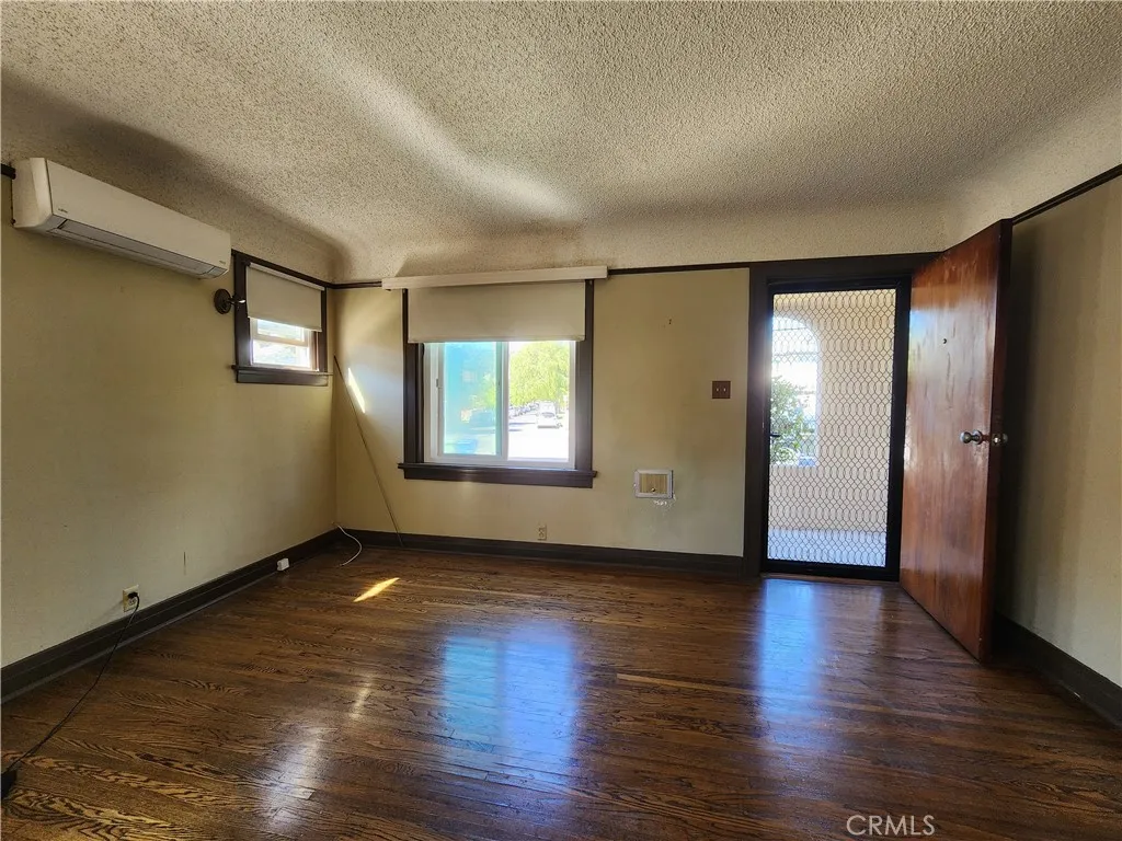 1926 Yosemite, Los Angeles, California 90041 home-pic-17