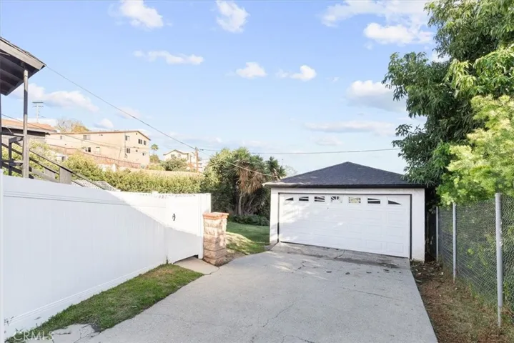 1192 Stringer, Los Angeles, California 90063