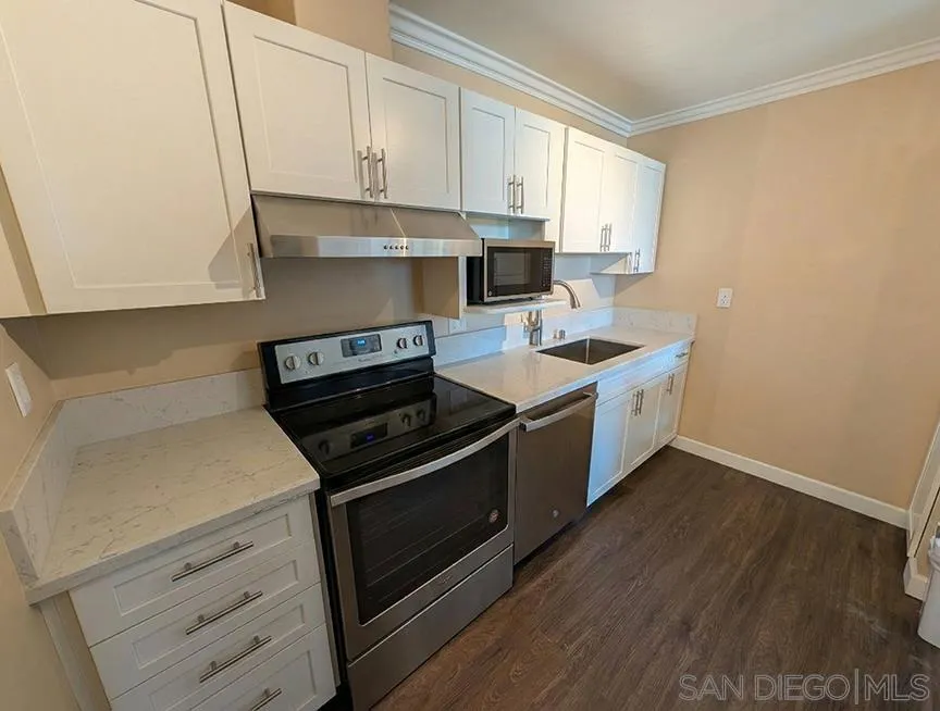 3050 Rue Dorleans 470, San Diego, California 92110 home-pic-4