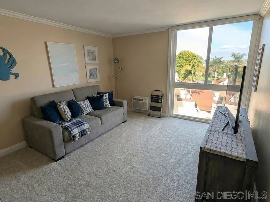 3050 Rue Dorleans 470, San Diego, California 92110 home-pic-3