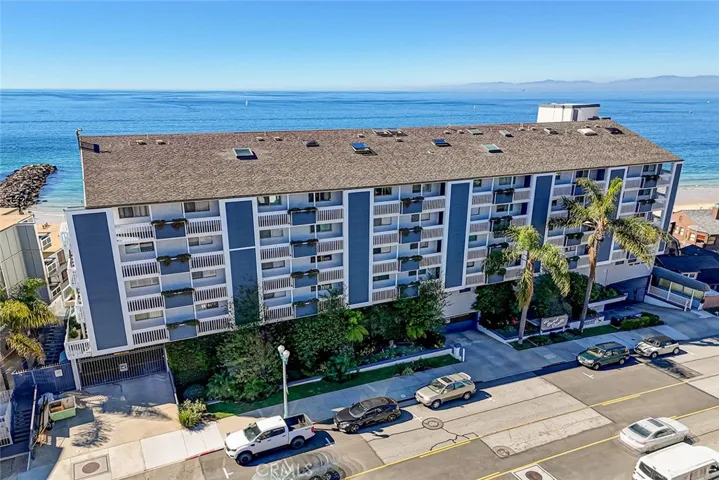 Sea Castle Community