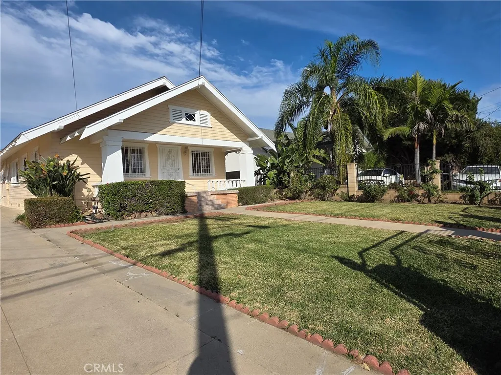 5311 La Mirada, Los Angeles, California 90029 home-pic-13