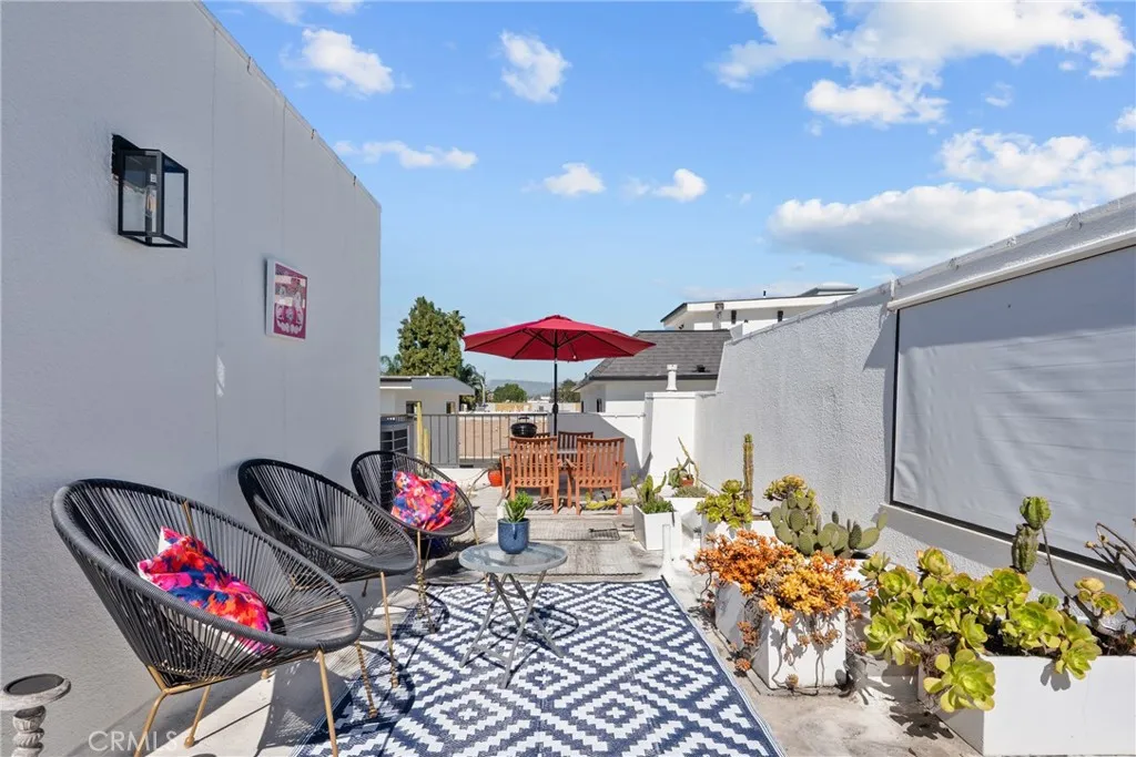 5010 Cahuenga Boulevard 107, North Hollywood, California 91601 home-pic-38