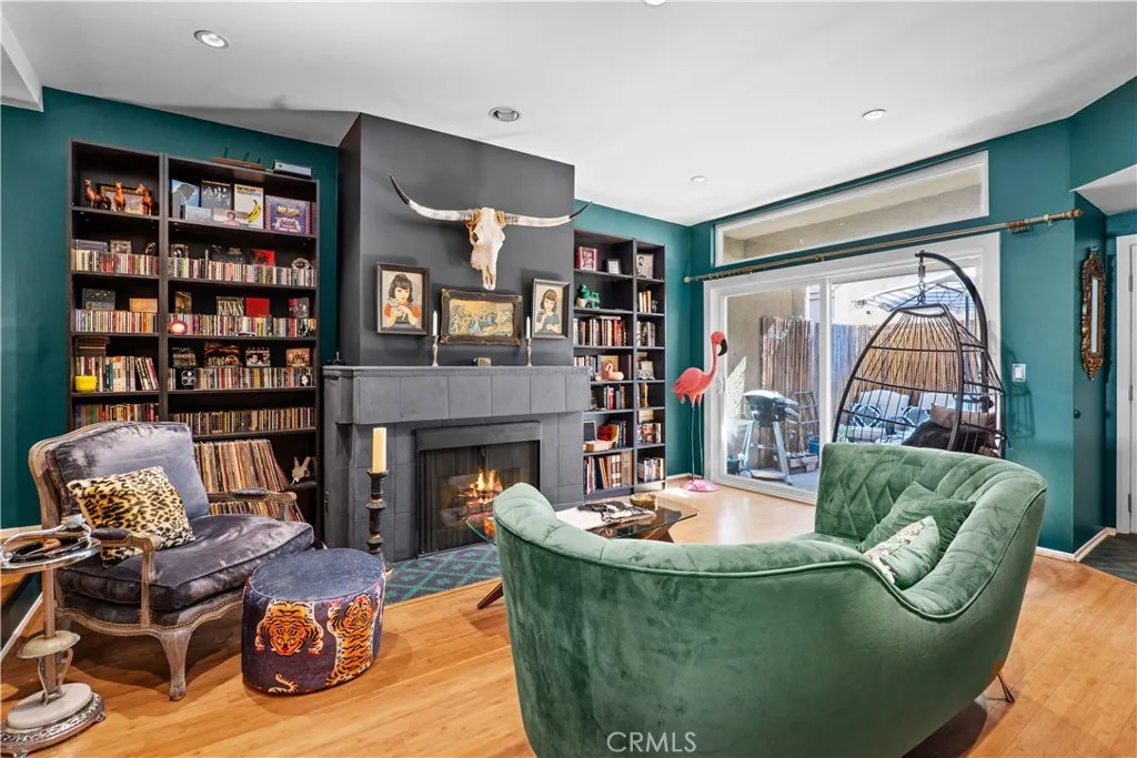 5010 Cahuenga Boulevard 107, North Hollywood, California 91601 home-pic-7