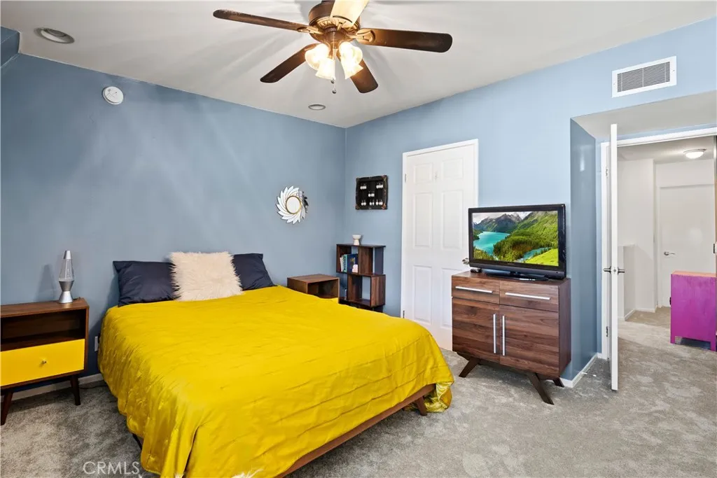 5010 Cahuenga Boulevard 107, North Hollywood, California 91601 home-pic-34
