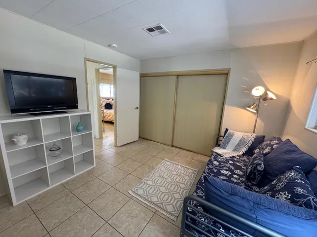 2nd Bedroom (2)