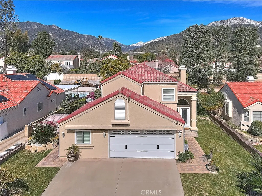 1239 Mallorca, Upland, California 91784 home-pic-37