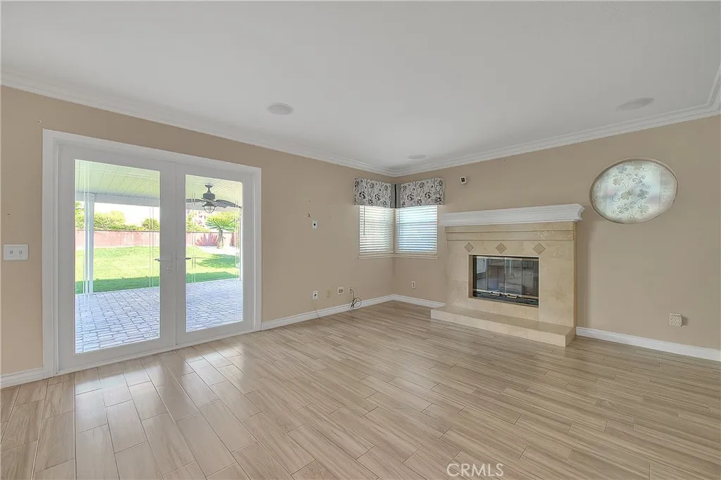 1239 Mallorca, Upland, California 91784 home-pic-18
