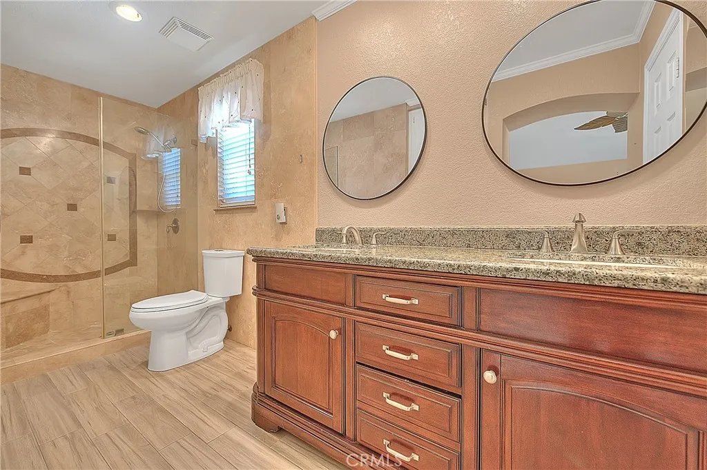 1239 Mallorca, Upland, California 91784 home-pic-24