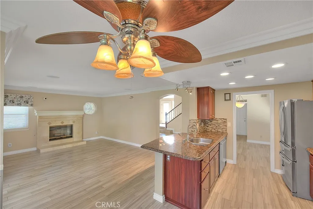 1239 Mallorca, Upland, California 91784 home-pic-14