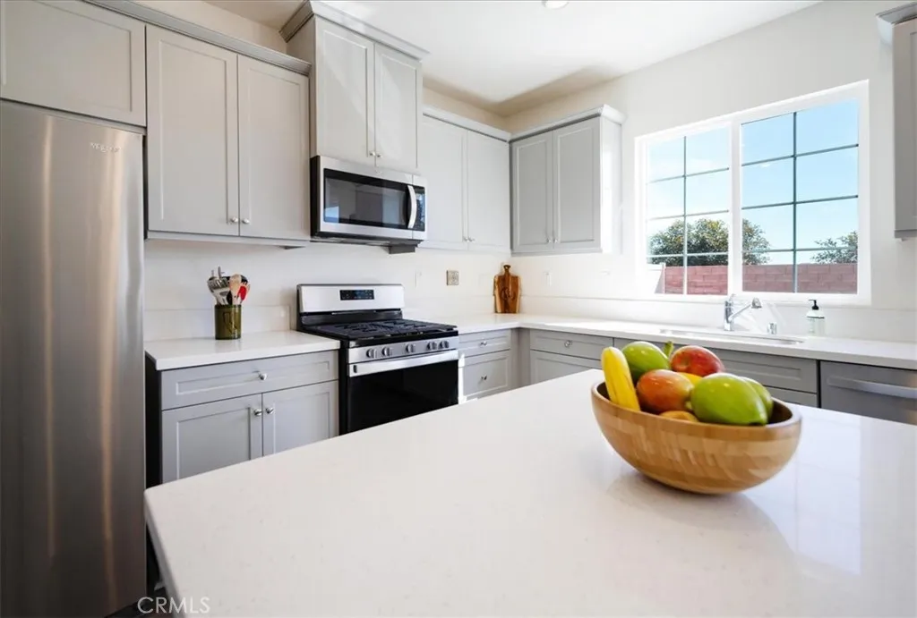 18761 Nanza, Riverside, California 92508 home-pic-24