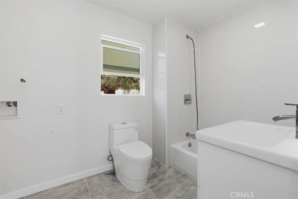 6336 Jones, Riverside, California 92505 home-pic-23