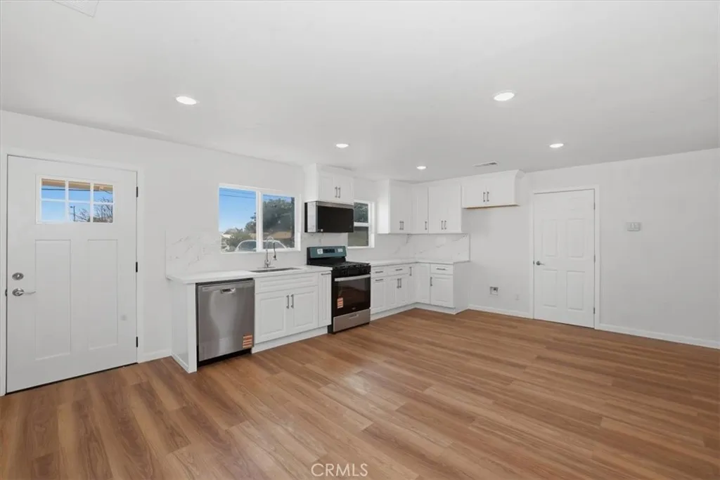 6336 Jones, Riverside, California 92505 home-pic-12