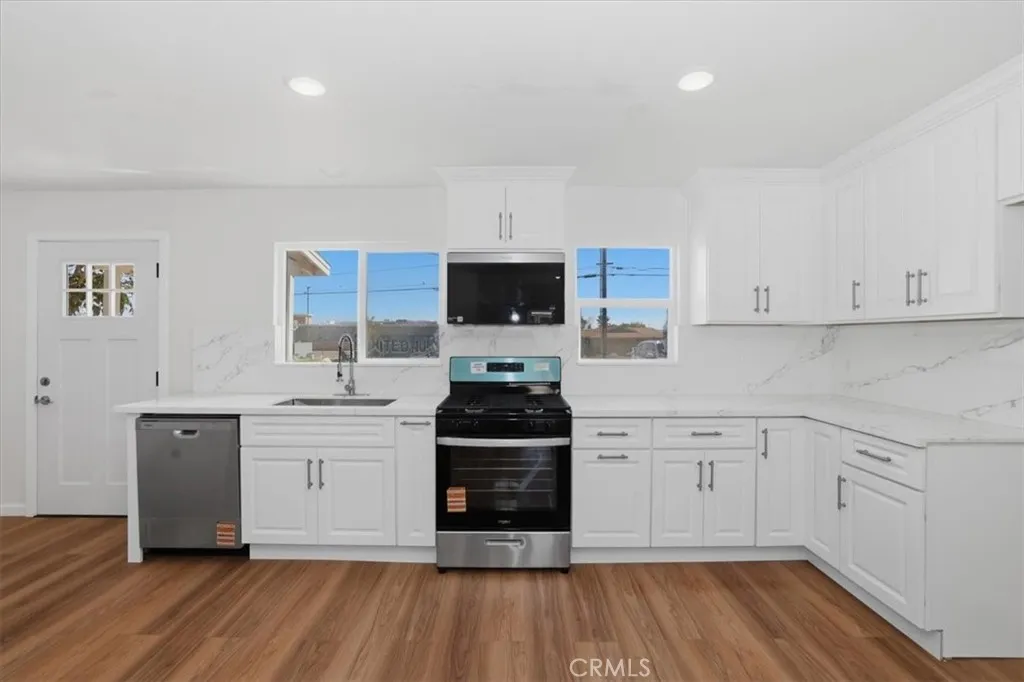 6336 Jones, Riverside, California 92505 home-pic-9