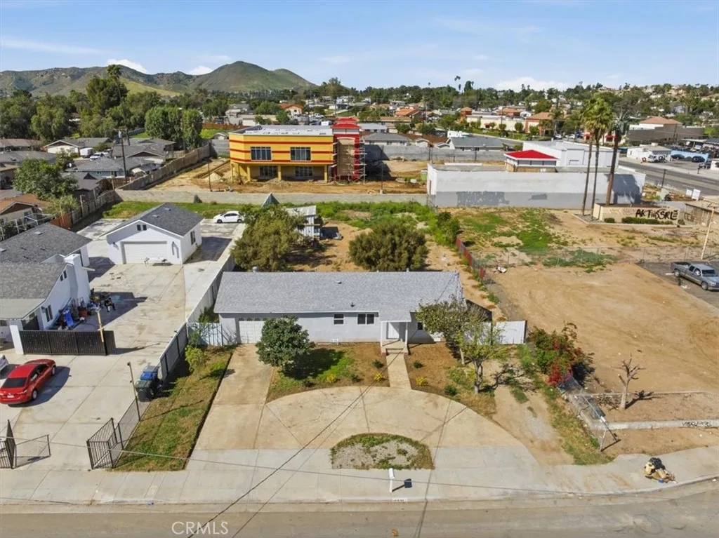 6336 Jones, Riverside, California 92505 home-pic-42